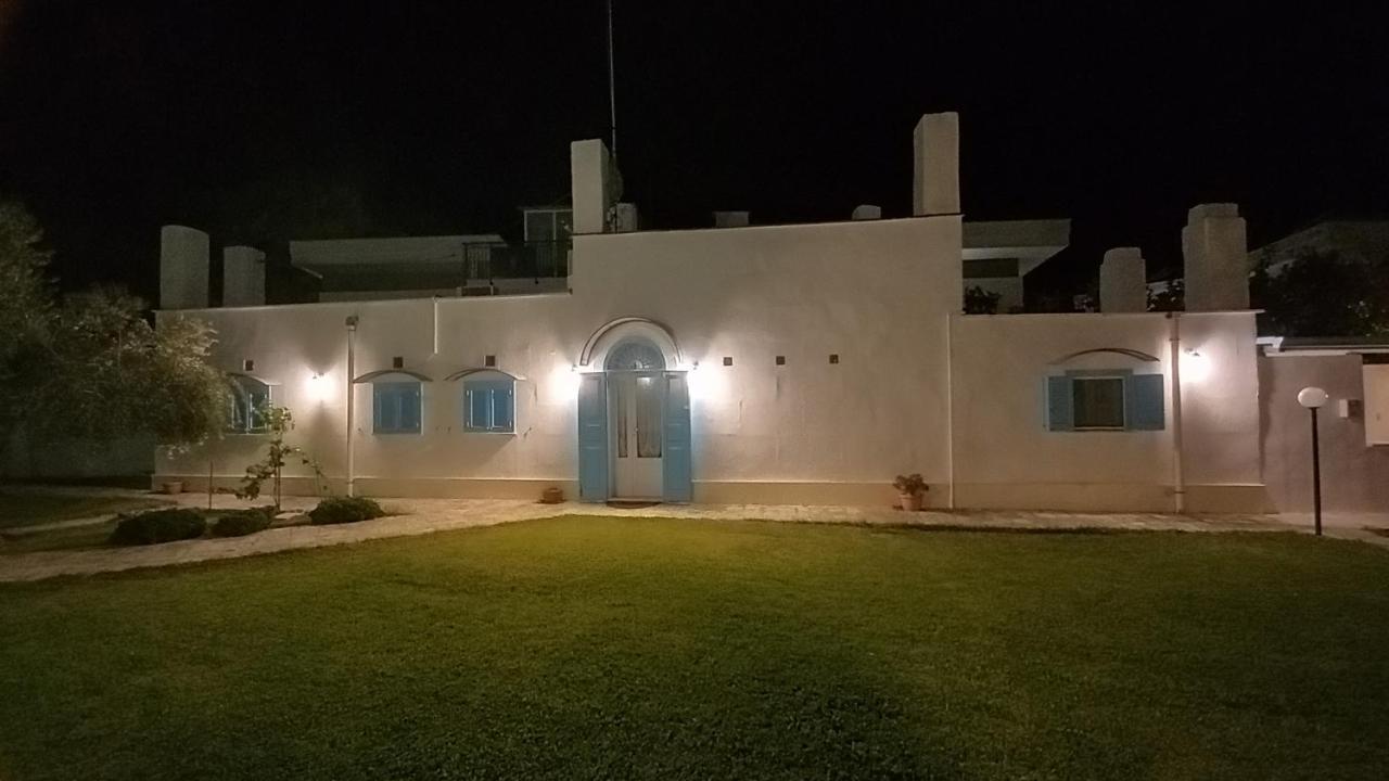Villino Tronchetto Bianco Bed and Breakfast Mola di Bari Buitenkant foto