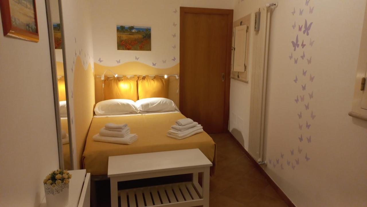 Villino Tronchetto Bianco Bed and Breakfast Mola di Bari Buitenkant foto