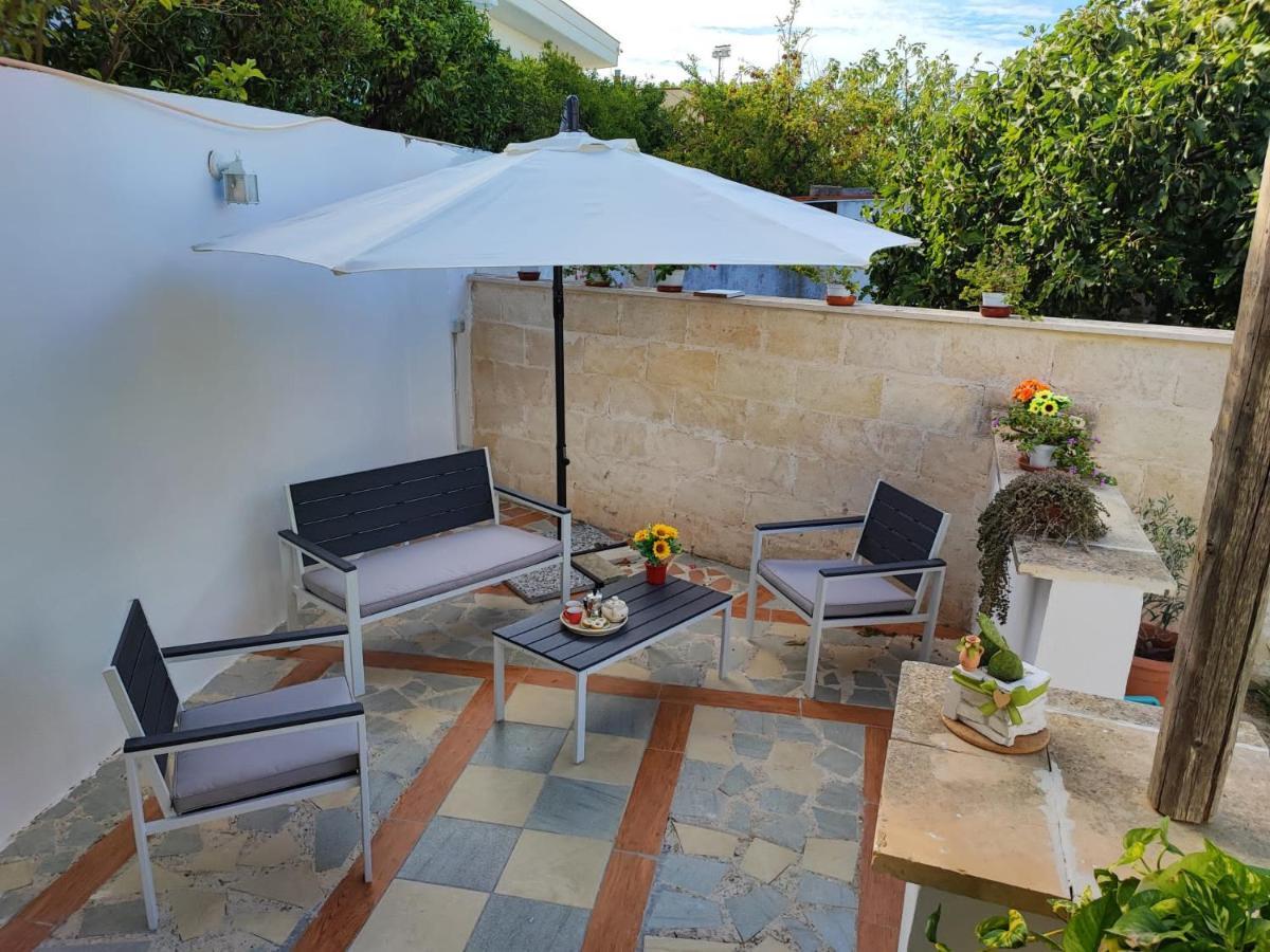 Villino Tronchetto Bianco Bed and Breakfast Mola di Bari Buitenkant foto
