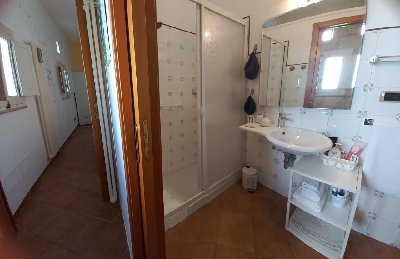 Villino Tronchetto Bianco Bed and Breakfast Mola di Bari Buitenkant foto