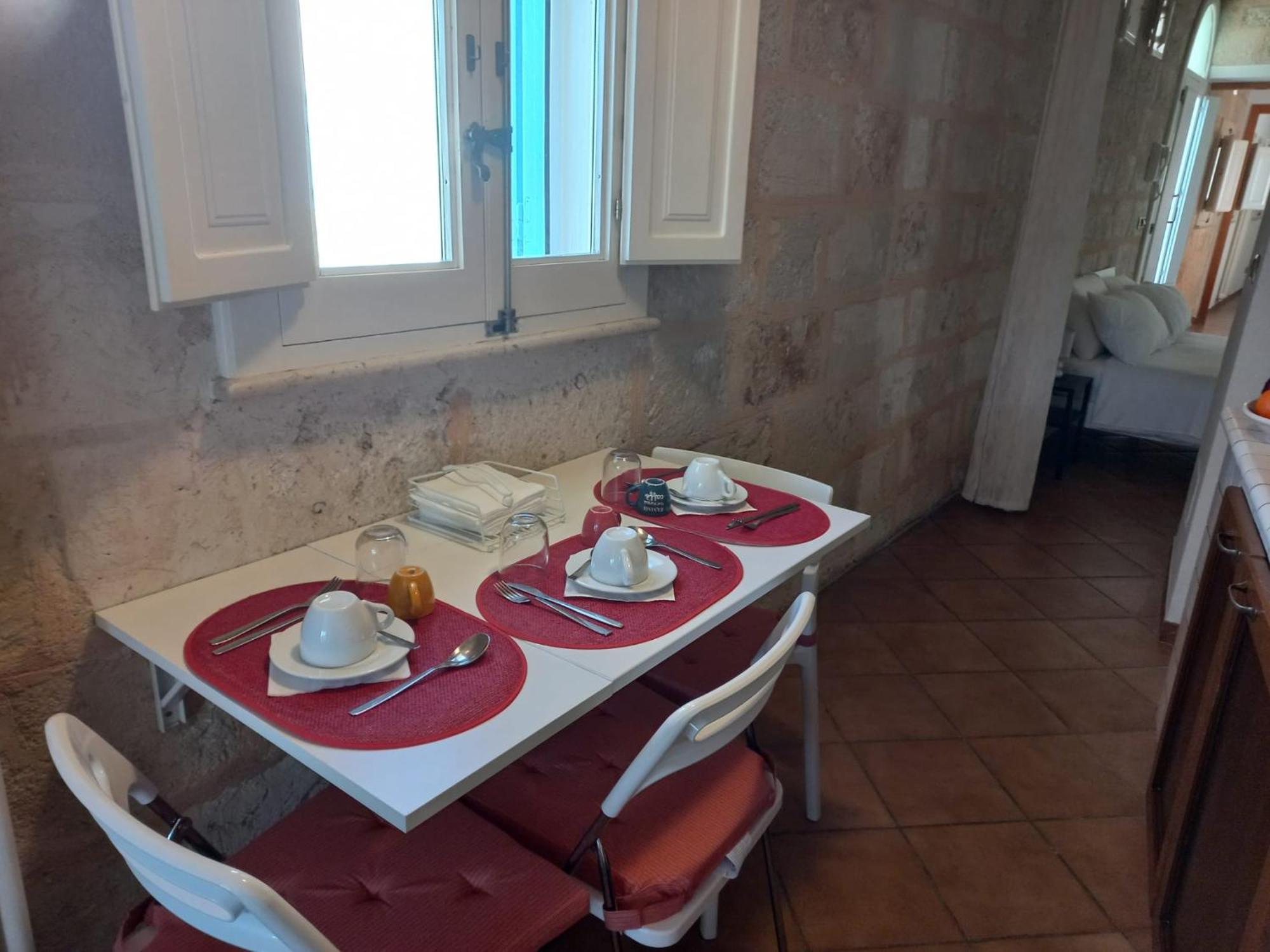 Villino Tronchetto Bianco Bed and Breakfast Mola di Bari Buitenkant foto