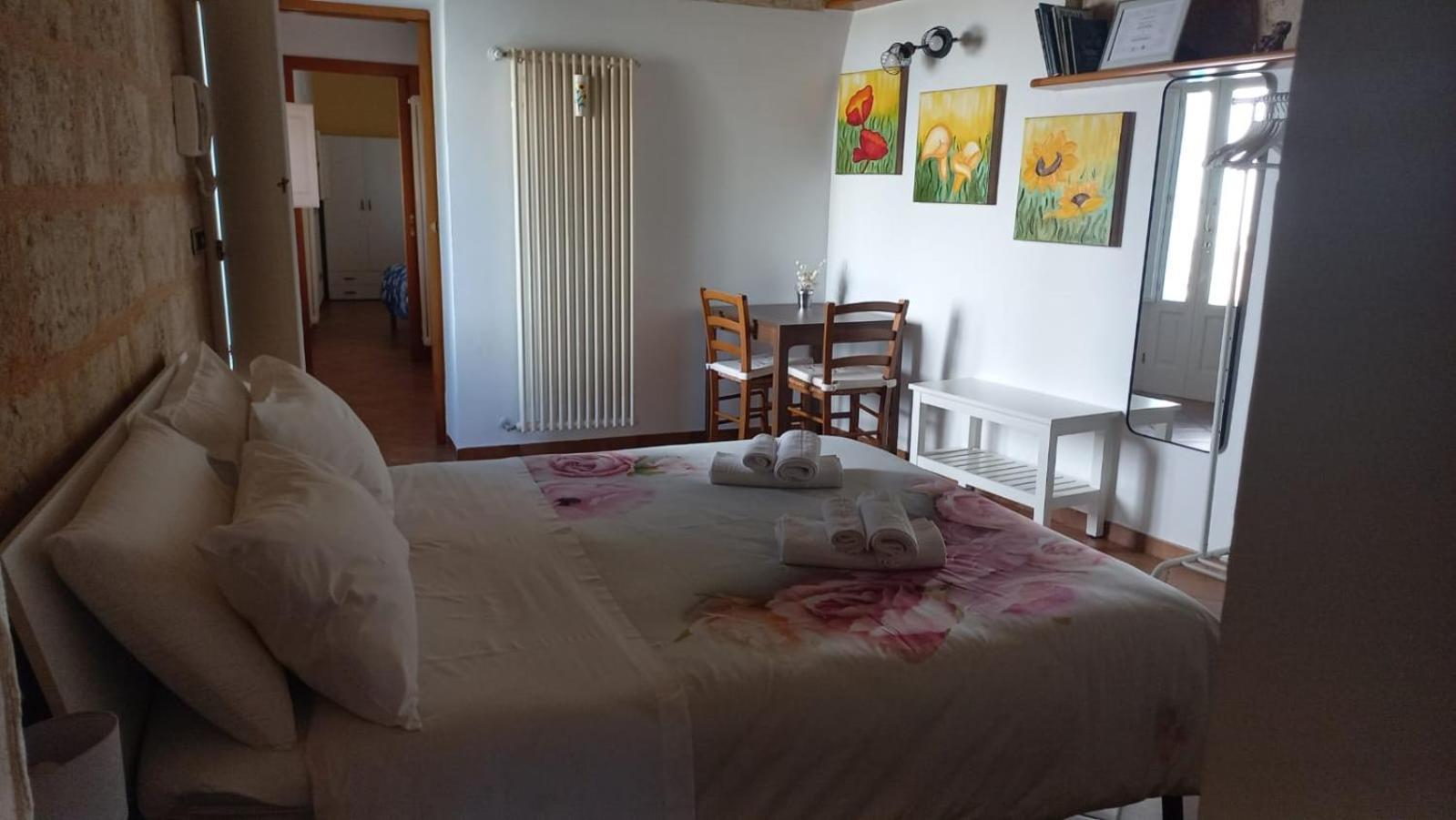 Villino Tronchetto Bianco Bed and Breakfast Mola di Bari Buitenkant foto